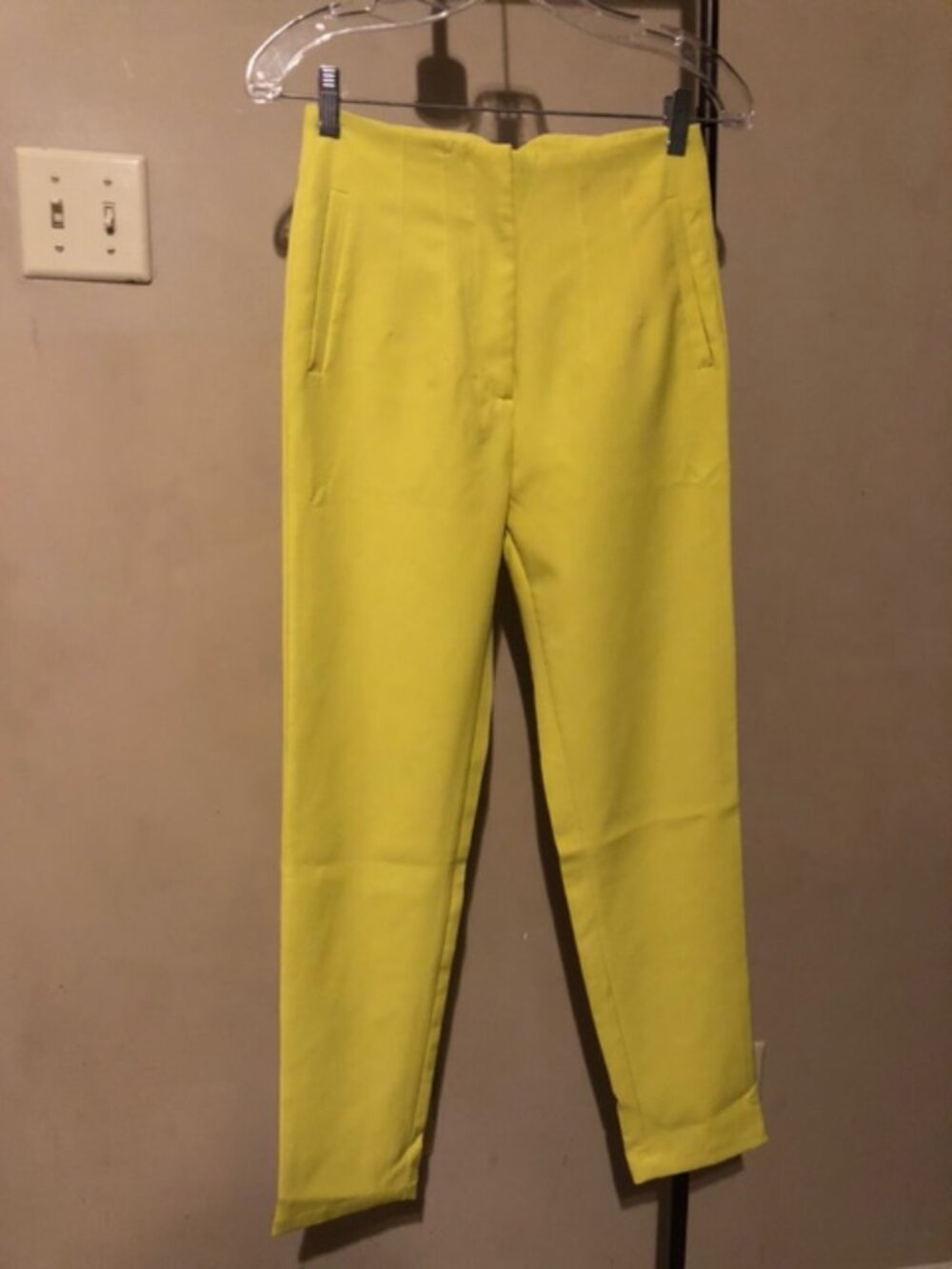 Women's Small Size 6 Yellow Shein Pants